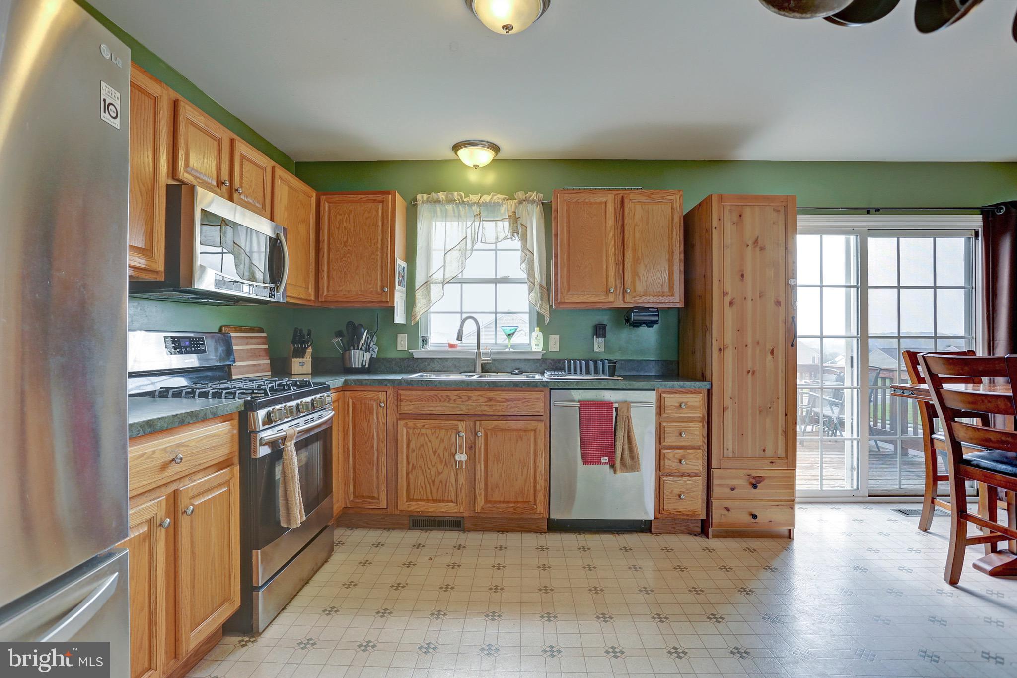 5305 Board Road Mount Wolf, PA 17347 - Photo 8 of 44 Kitchen