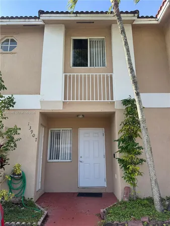 $2,500 | 13907 Southwest 177th Street, Unit 13907, Miami, FL 33177