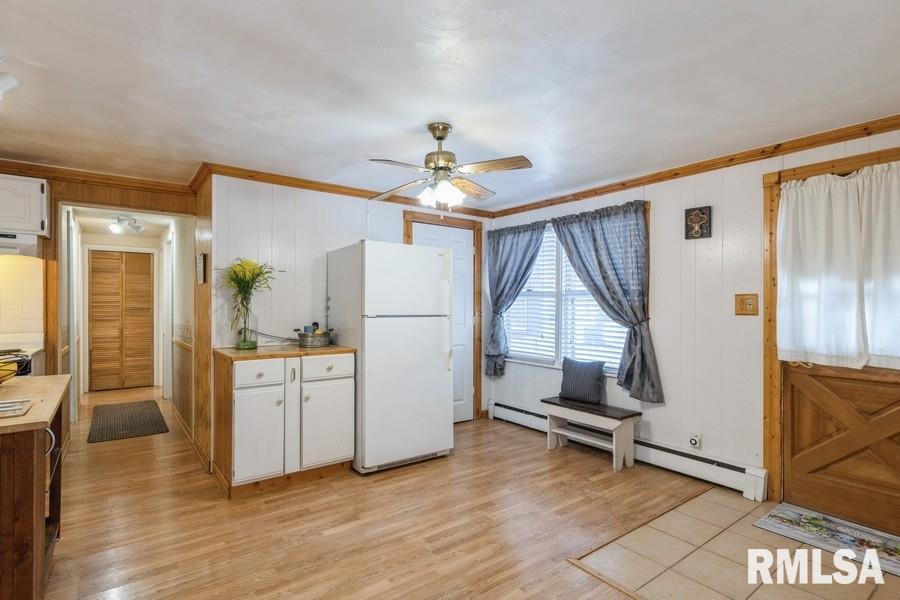 19609 Fellows Road Morrison, IL 61270 - Photo 4 of 18