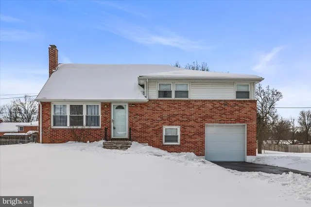 $329,889 | 2430 Bradford Drive, York, PA 17402