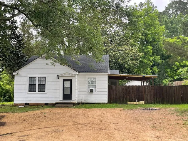 $95,000 | 342 West Congress Street, Brookhaven, MS 39601