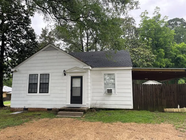 $95,000 | 342 West Congress Street, Brookhaven, MS 39601
