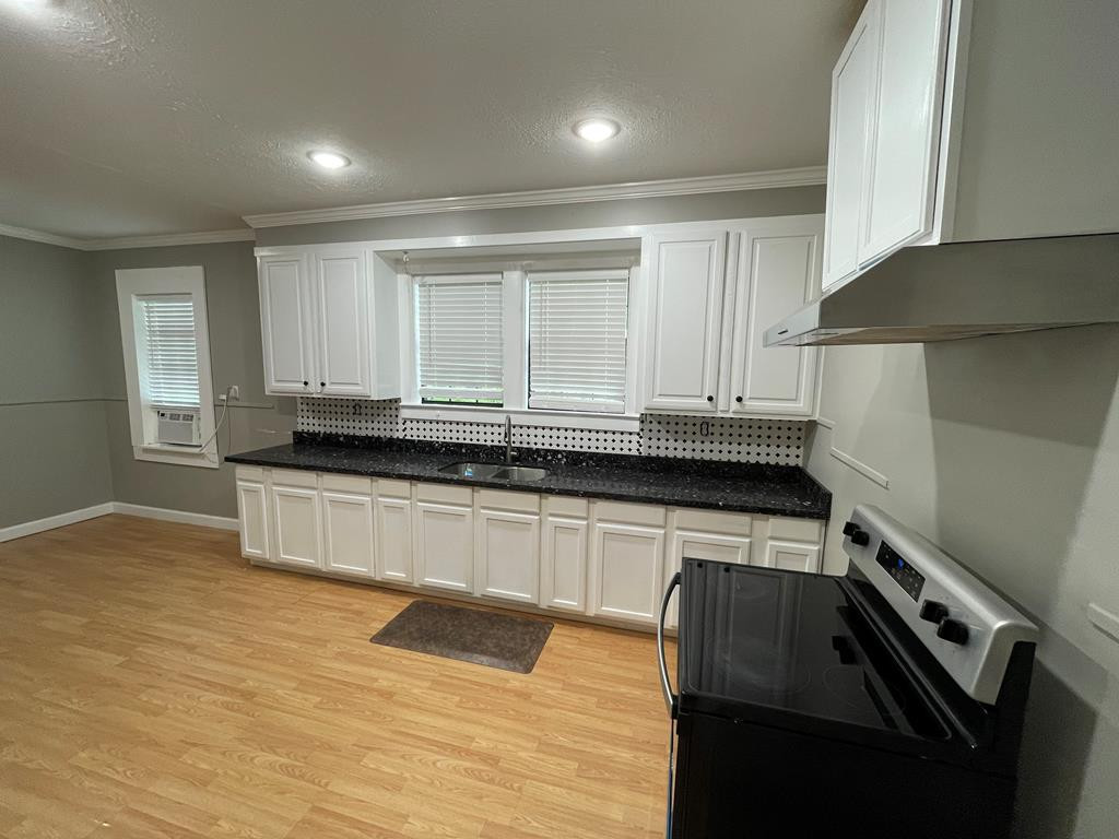 342 West Congress Street Brookhaven, MS 39601 - Photo 3 of 21 Photo 3