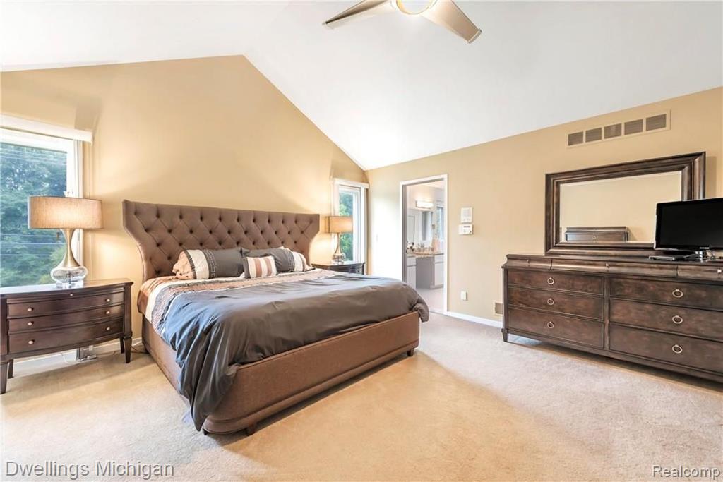 1037 South Adams Road Rochester Hills, MI 48309 - Photo 35 of 67