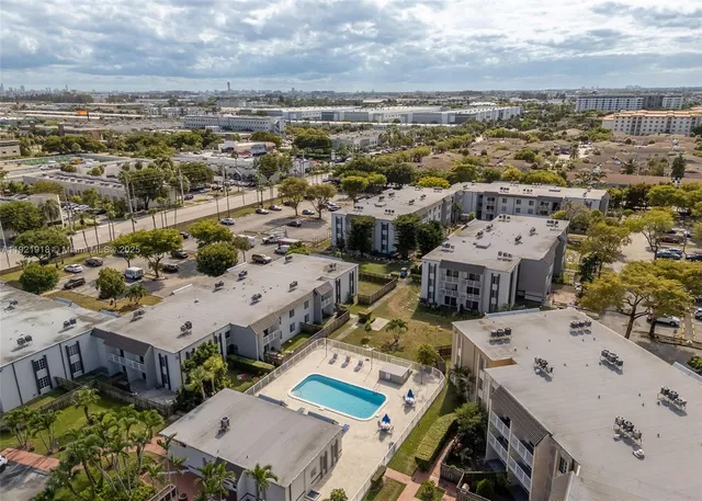 $2,300 | 4804 Northwest 79th Avenue, Unit 308, Doral, FL 33166