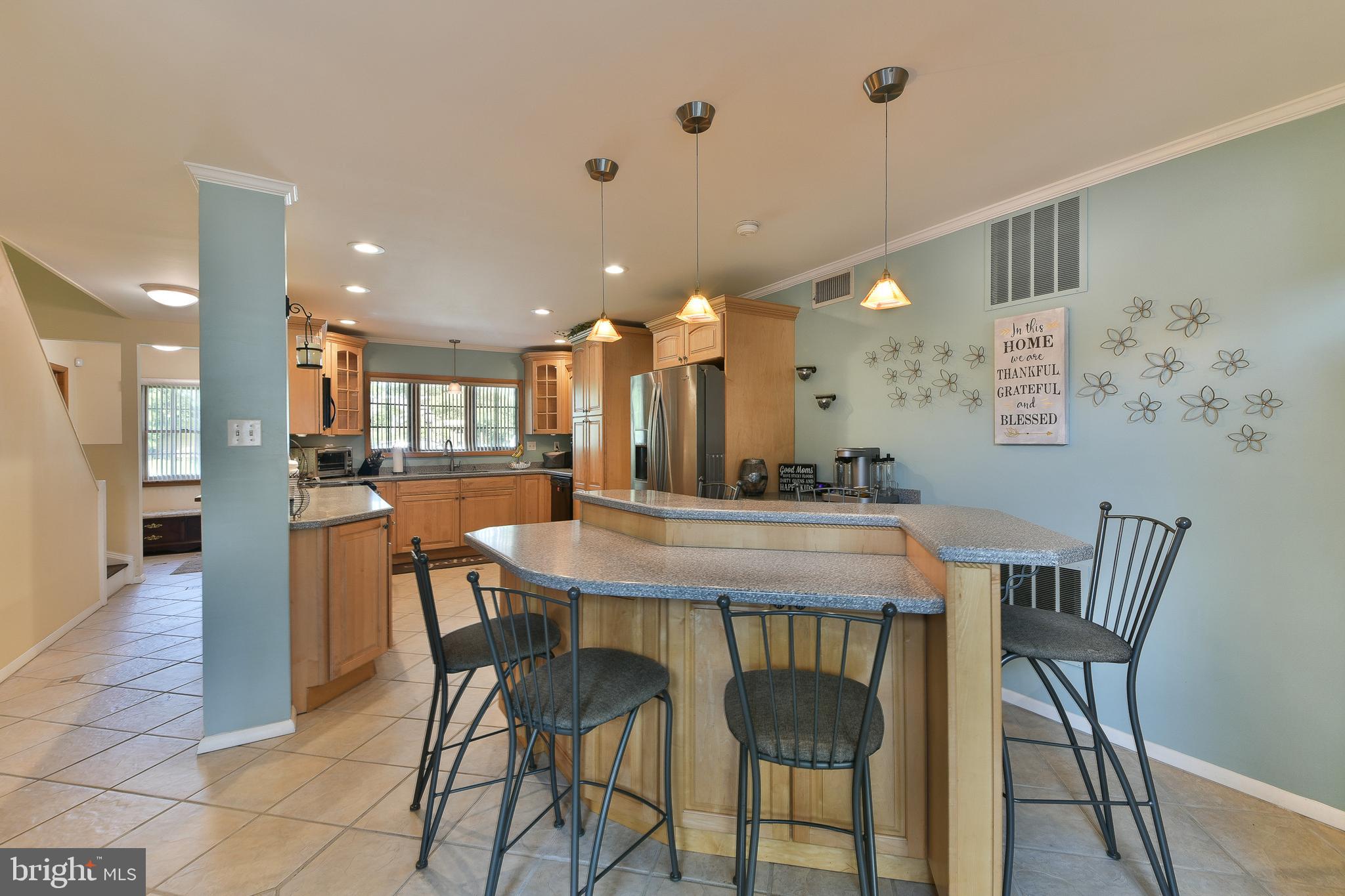 65 Hawk Road Levittown, PA 19056 - Photo 14 of 47 Gallery Image 14