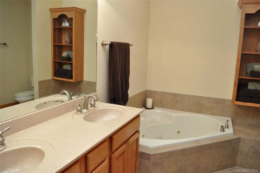 61 Spring Rock Road, Unit A3 Burnsville, NC 28714 - Photo 19 of 21 Gallery Image 19