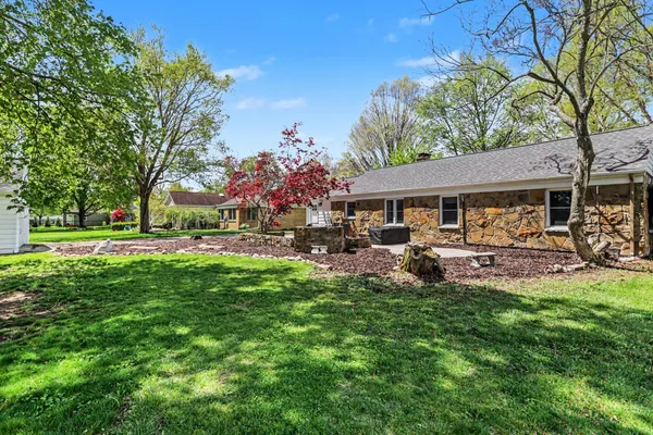 $360,000 | 756 North Kalamazoo Avenue, Marshall, MI 49068