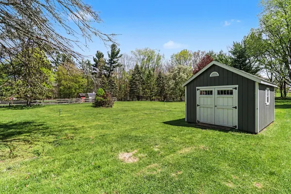 $360,000 | 756 North Kalamazoo Avenue, Marshall, MI 49068