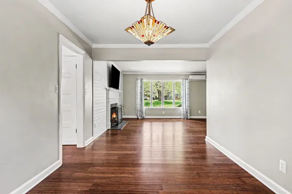 $360,000 | 756 North Kalamazoo Avenue, Marshall, MI 49068