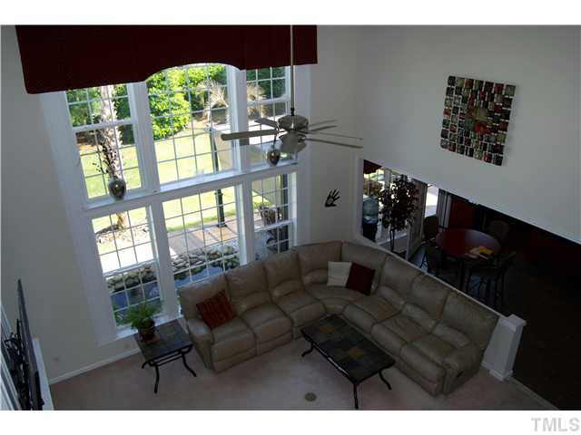 7668 Silver View Lane Raleigh, NC 27613 - Photo 7 of 24 Family Room
