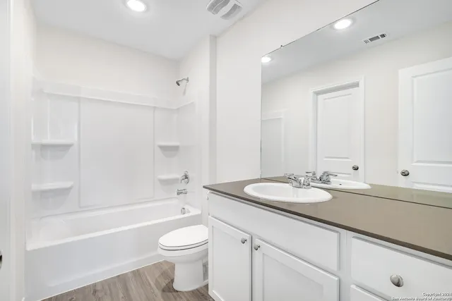 $1,600 | 14055 Wool Park, San Antonio, TX 78252