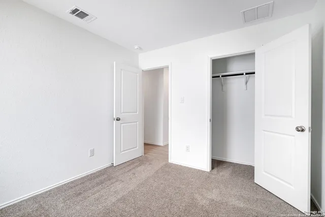 $1,600 | 14055 Wool Park, San Antonio, TX 78252