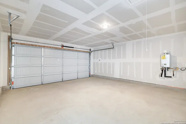 $1,600 | 14055 Wool Park, San Antonio, TX 78252