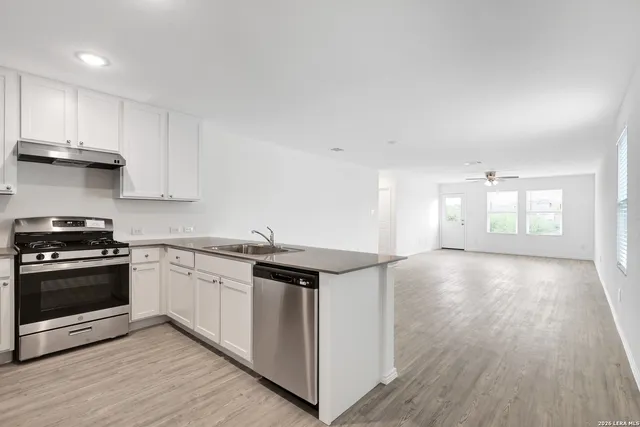 $1,600 | 14055 Wool Park, San Antonio, TX 78252