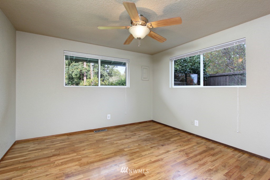 7428 Ridge Way Edmonds, WA 98026 - Photo 14 of 18 Gallery Image 14
