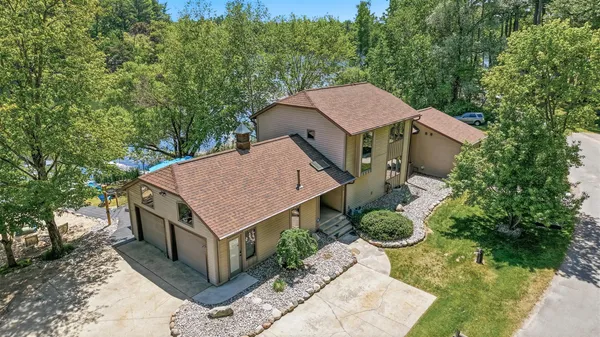 $1,108,000 | 360 West Baldwin Lake Drive, Greenville, MI 48838