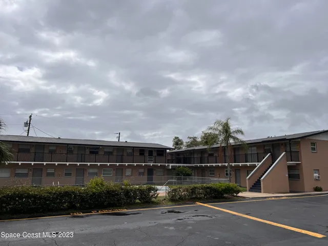 $950 | 1715 Dixon Boulevard, Unit 104, Cocoa, FL 32922