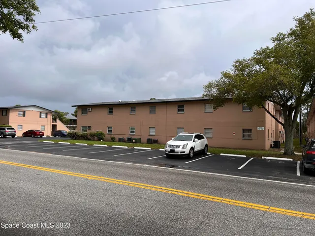 $950 | 1715 Dixon Boulevard, Unit 104, Cocoa, FL 32922