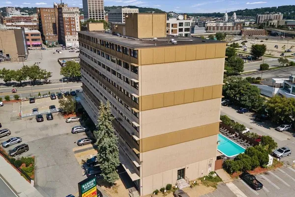 $1,900 | 70 Southbridge Street, Unit 504, Worcester, MA 01608