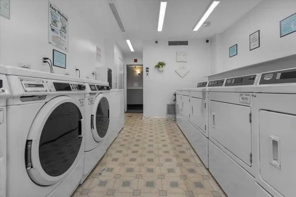 $1,900 | 70 Southbridge Street, Unit 504, Worcester, MA 01608