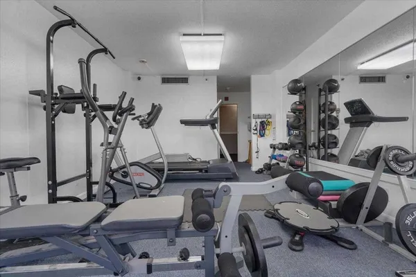 $1,900 | 70 Southbridge Street, Unit 504, Worcester, MA 01608