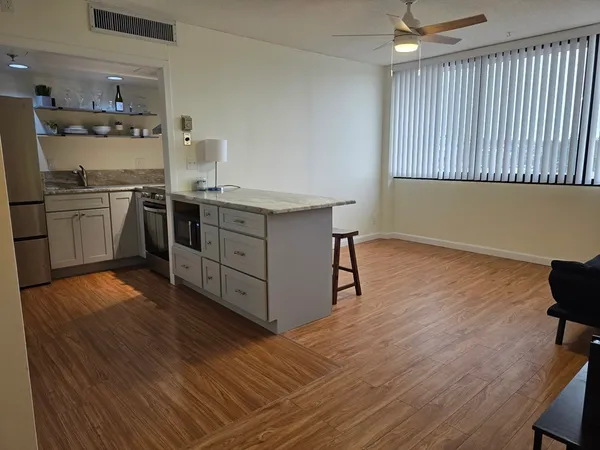 $1,900 | 70 Southbridge Street, Unit 504, Worcester, MA 01608