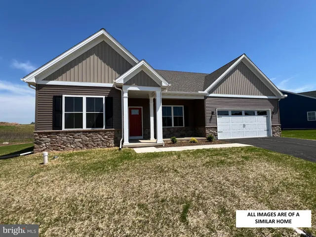 $559,900 | 126 North W Vw Drive, Elizabethtown, PA 17022