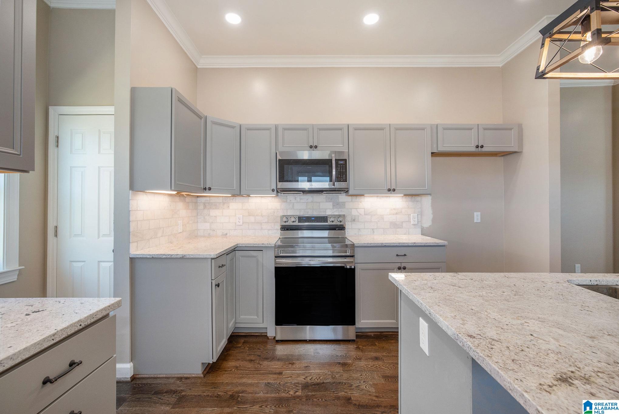 762 4th Place Southwest Alabaster, AL 35007 - Photo 13 of 36