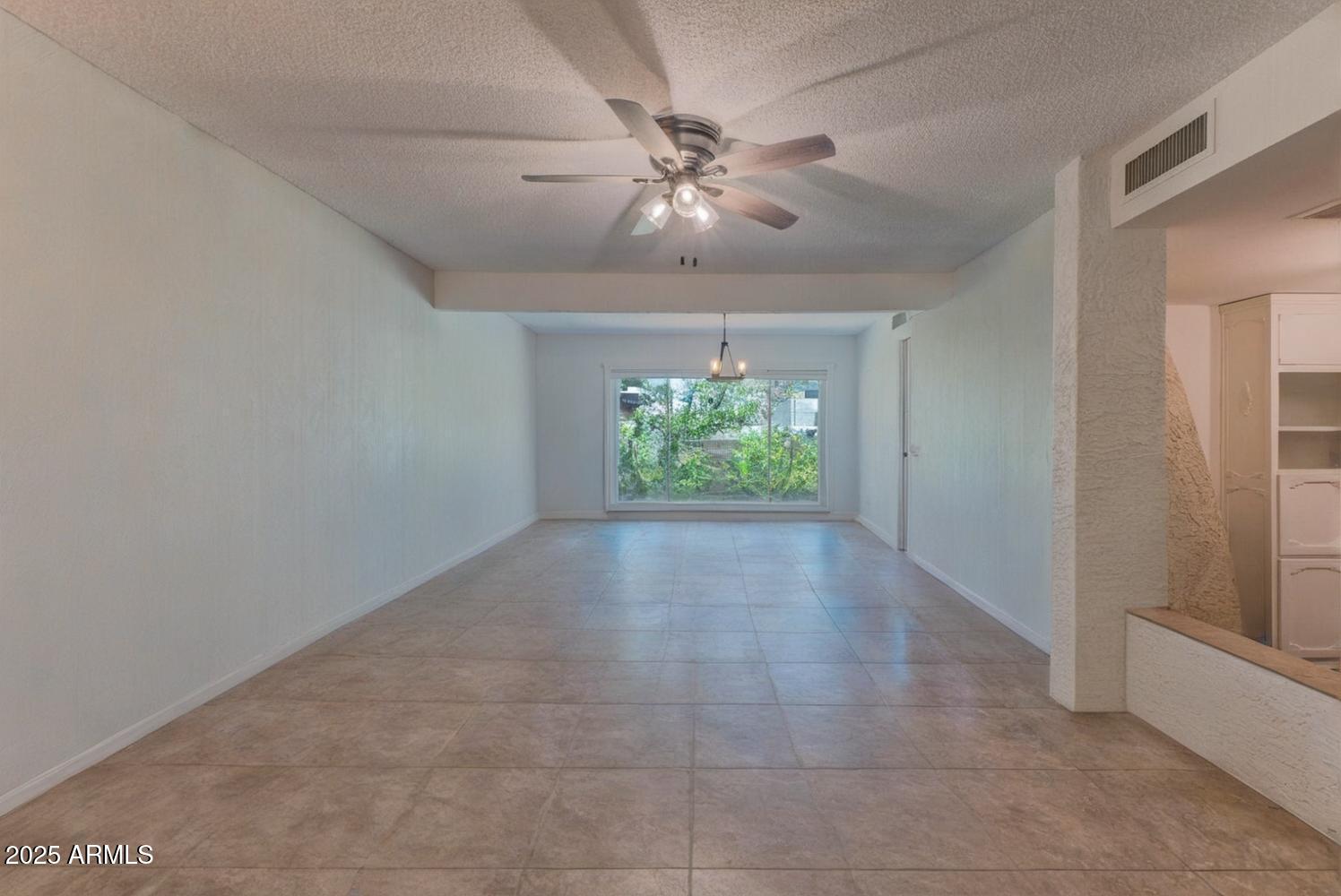 4714 East Ardmore Road Phoenix, AZ 85044 - Photo 5 of 28 Ardmore Rd living-dining empty