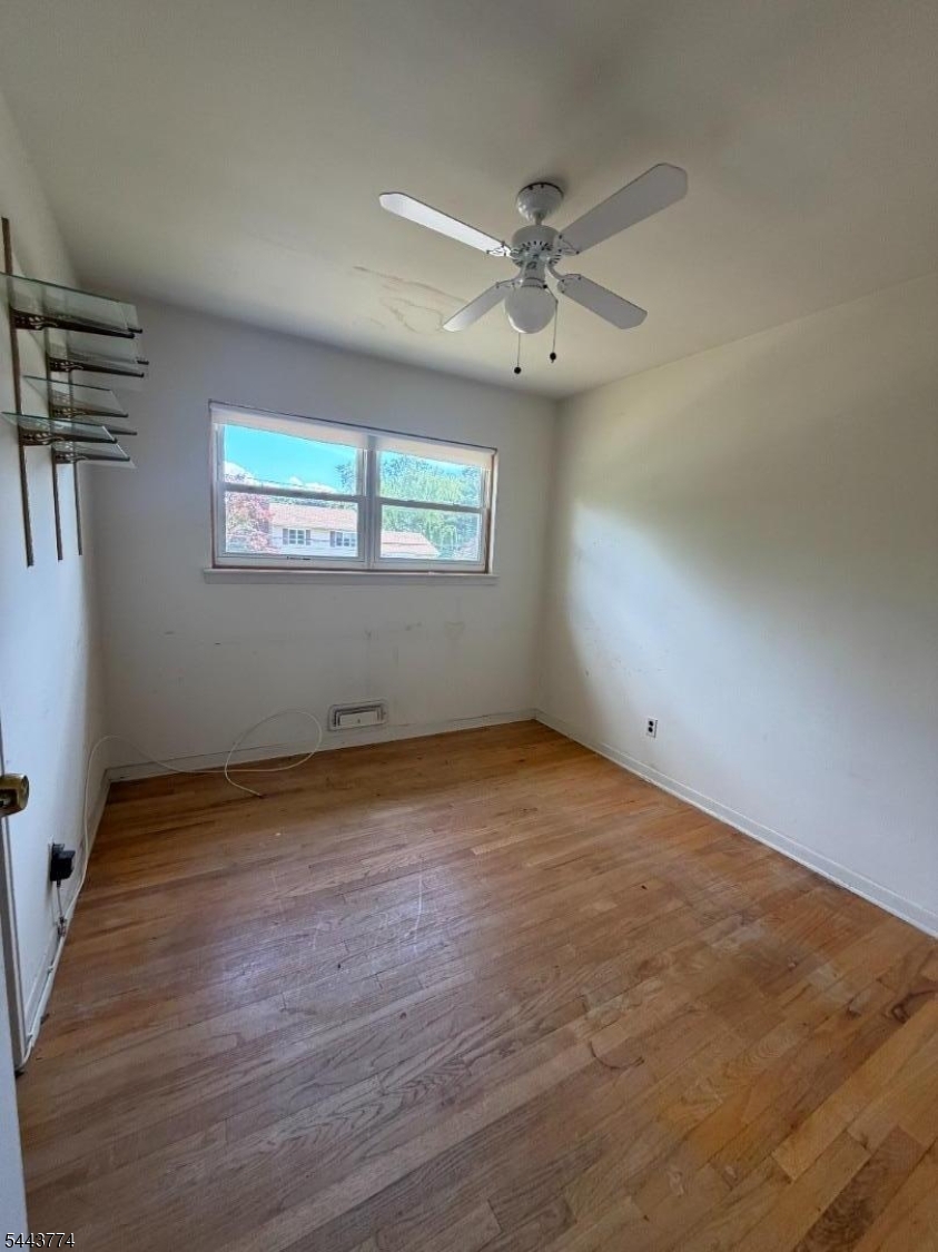 13 Chalmers Road East Brunswick, NJ 08816 - Photo 4 of 4