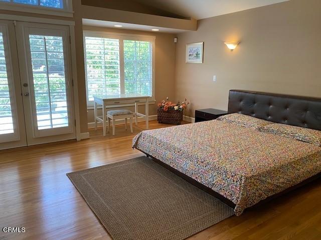 2875 Thorndike Road Pasadena, CA 91107 - Photo 12 of 21 14