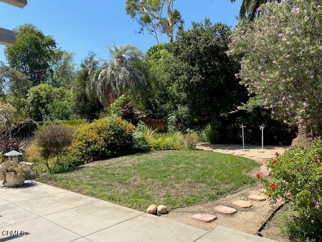 2875 Thorndike Road Pasadena, CA 91107 - Photo 20 of 21 4