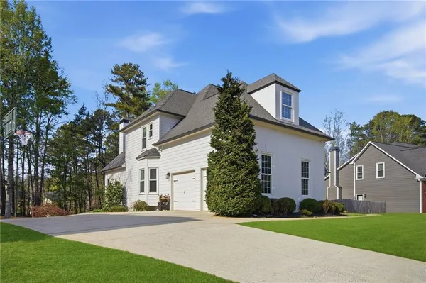 $734,900 | 675 Silver Peak Court, Suwanee, GA 30024