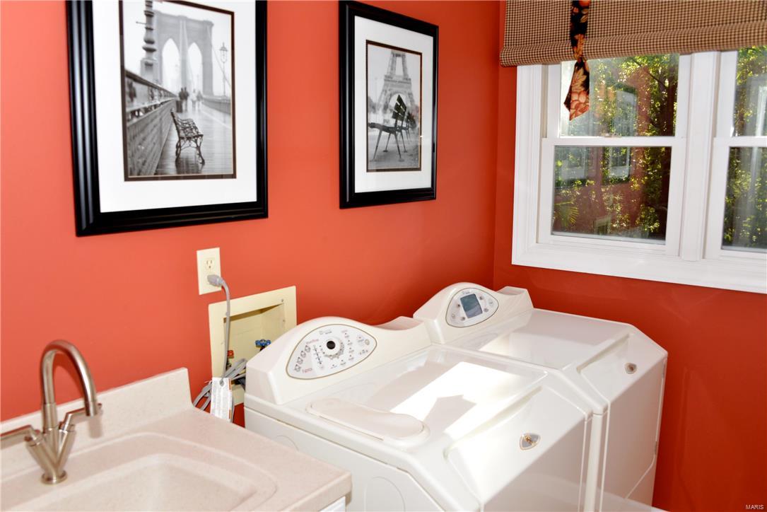 9718 Fall Ridge Trail Sunset Hills, MO 63127 - Photo 13 of 30 Gallery Image 13