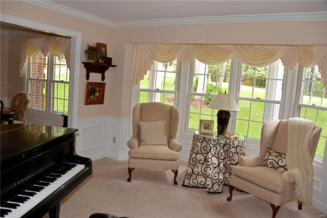 9718 Fall Ridge Trail Sunset Hills, MO 63127 - Photo 3 of 30 Gallery Image 3