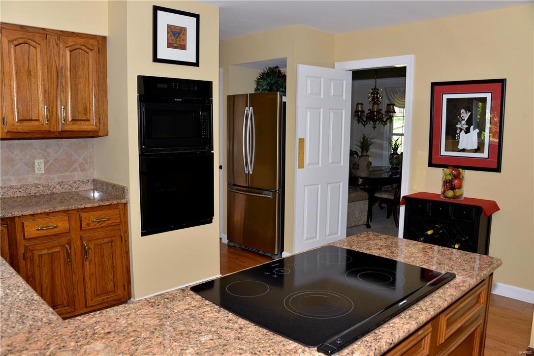 9718 Fall Ridge Trail Sunset Hills, MO 63127 - Photo 7 of 30 Gallery Image 7