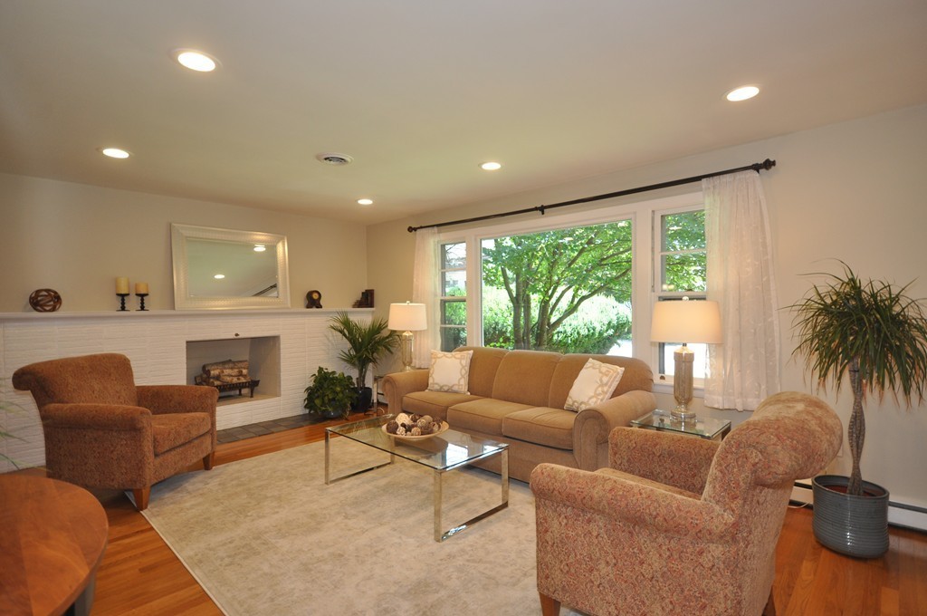24 Eastern Avenue Lexington, MA 02421 - Photo 2 of 25