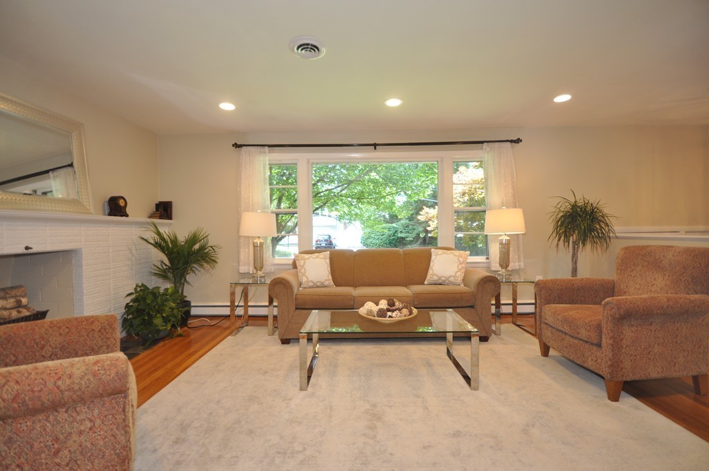 24 Eastern Avenue Lexington, MA 02421 - Photo 4 of 25