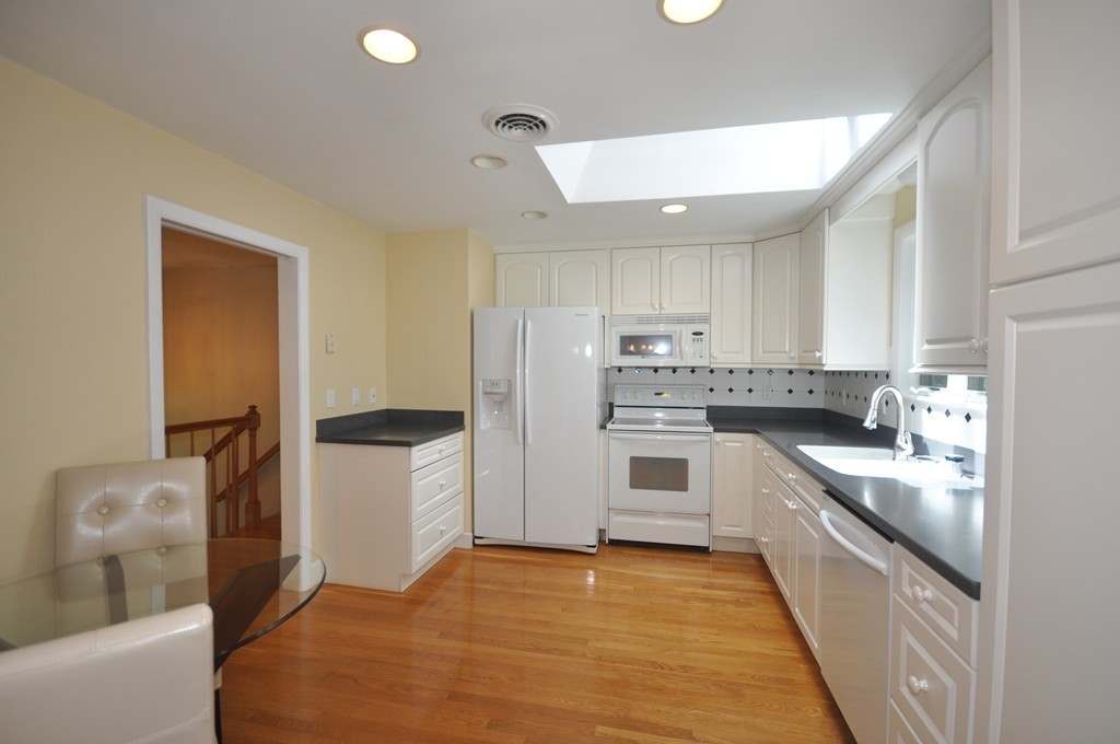24 Eastern Avenue Lexington, MA 02421 - Photo 7 of 25