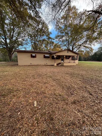 $1,900 | 242 John C Road, McConnells, SC 29726