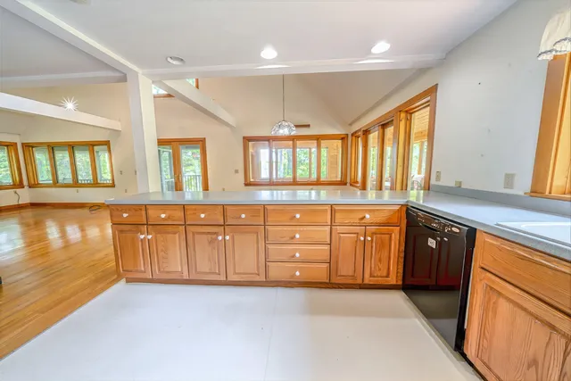 $699,000 | 19 Bracken Lane, Stockton Springs, ME 04981