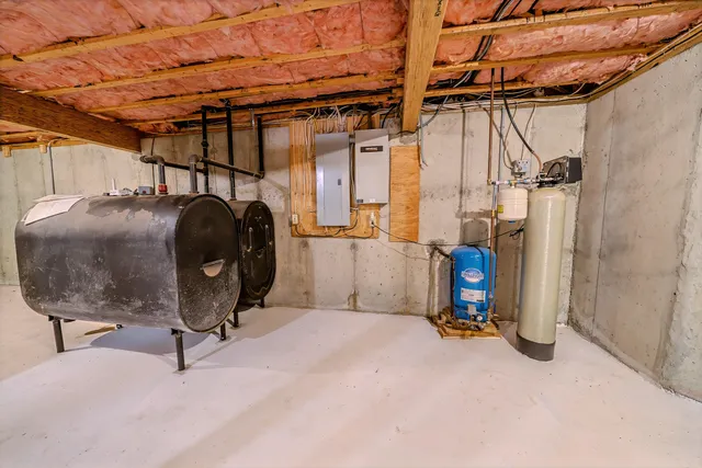 $699,000 | 19 Bracken Lane, Stockton Springs, ME 04981