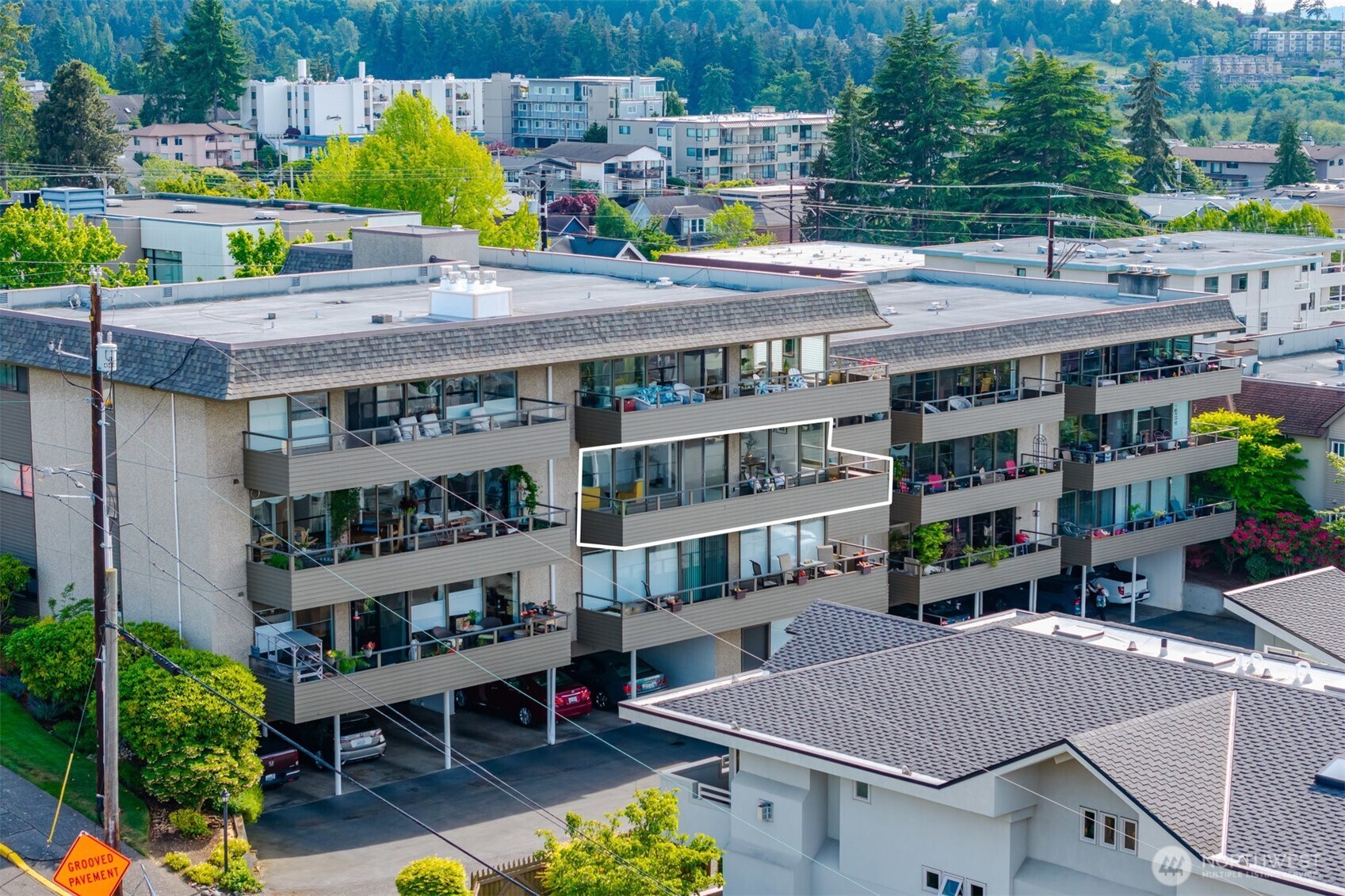 655 Main Street, Unit 304 Edmonds, WA 98020 - Photo 25 of 37