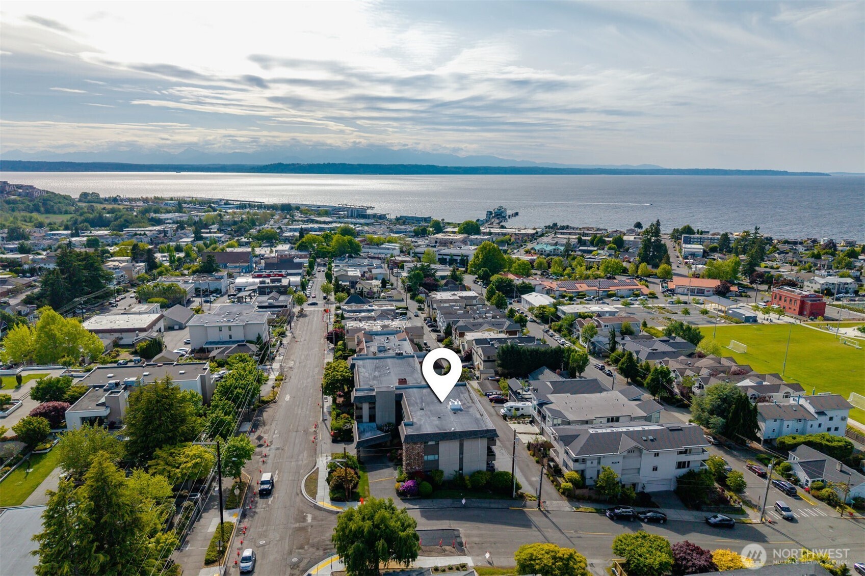 655 Main Street, Unit 304 Edmonds, WA 98020 - Photo 29 of 37
