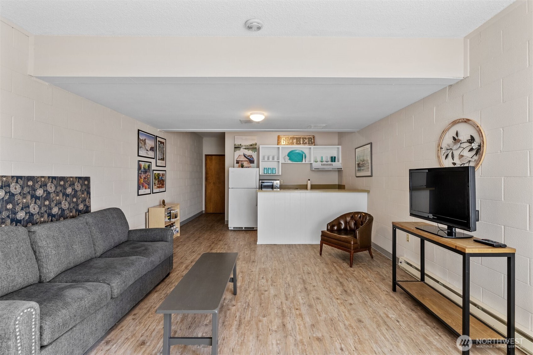 655 Main Street, Unit 304 Edmonds, WA 98020 - Photo 35 of 37