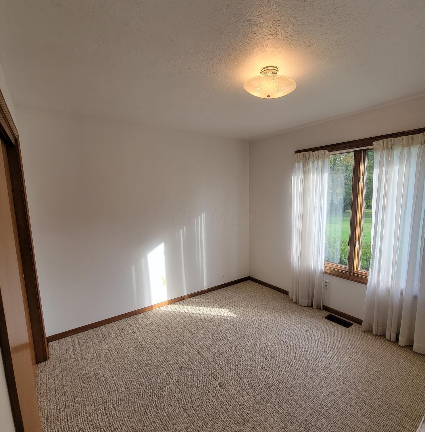 7245 Plumb Road Galena, OH 43021 - Photo 20 of 33 Bedroom 2