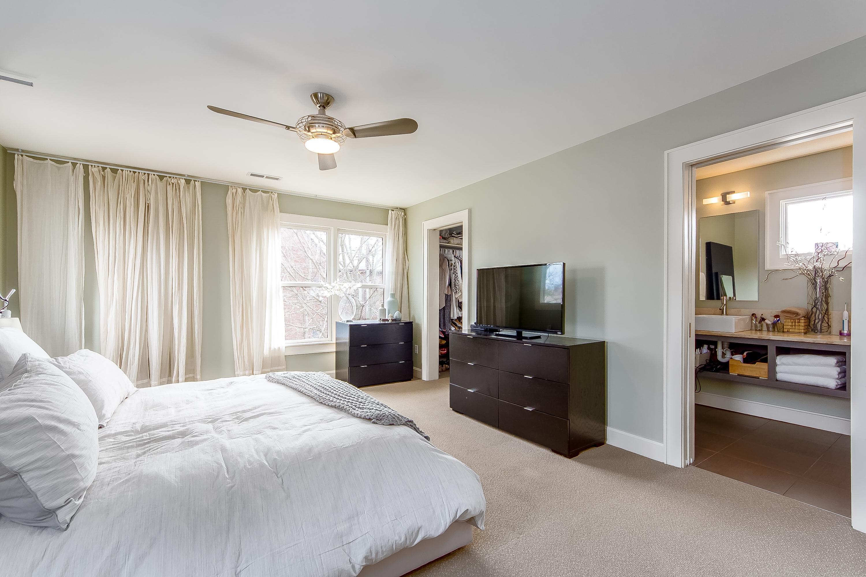 1748 Andover Road Columbus, OH 43212 - Photo 17 of 34 Gallery Image 17