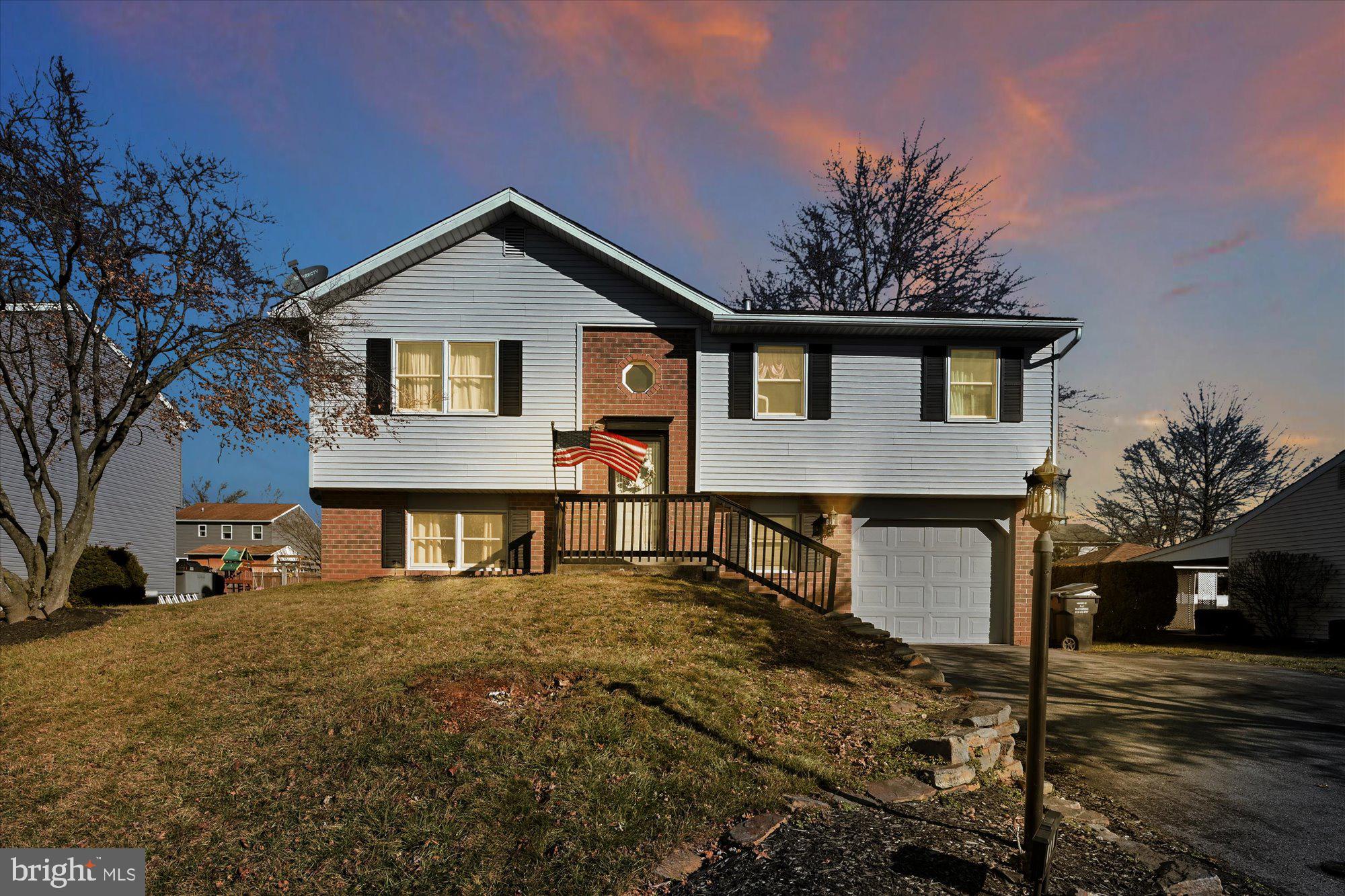 4717 Painted Sky Road Reading, PA 19606 - Photo 4 of 27 Gallery Image 4