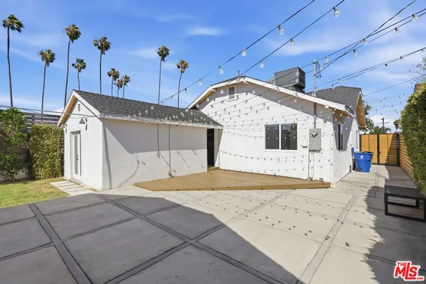 $5,299 | 6415 Madden Avenue, Los Angeles, CA 90043